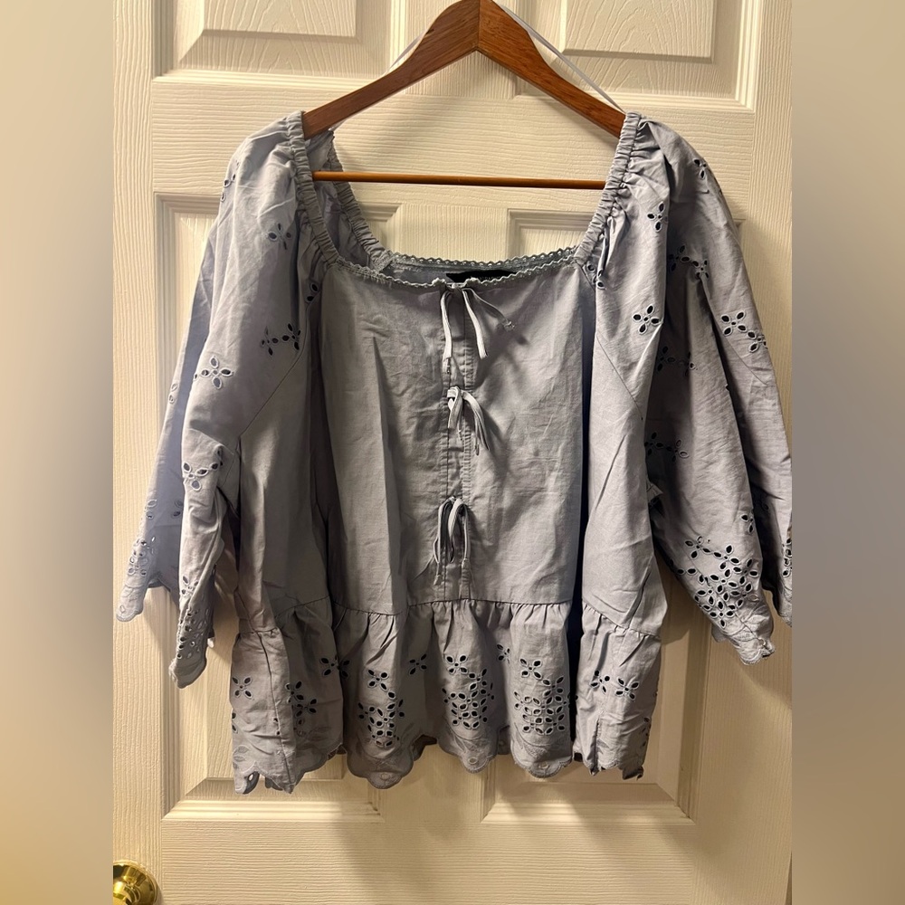 Elegant Light Blue Periwinkle Women's Blouse with Eyelet Details NWOT
